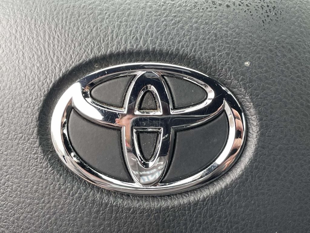 2021 Toyota C-HR XLE