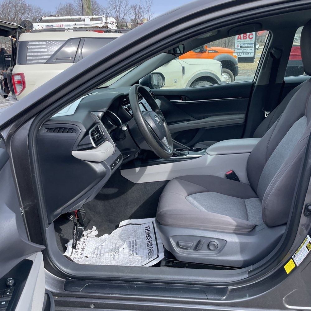 2019 Toyota Camry LE