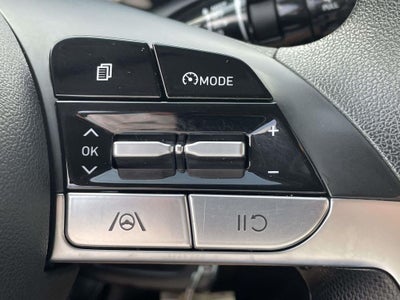 2021 Hyundai Elantra SE