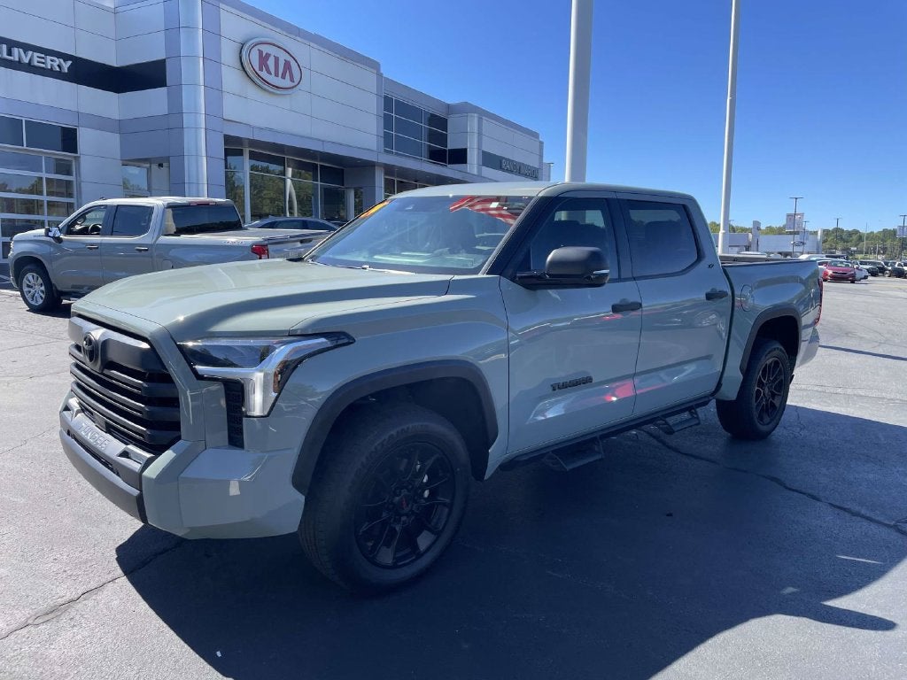 2024 Toyota Tundra SR5 XP
