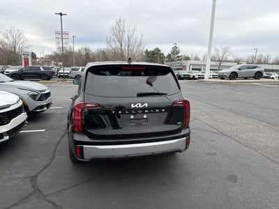 2023 Kia Telluride LX