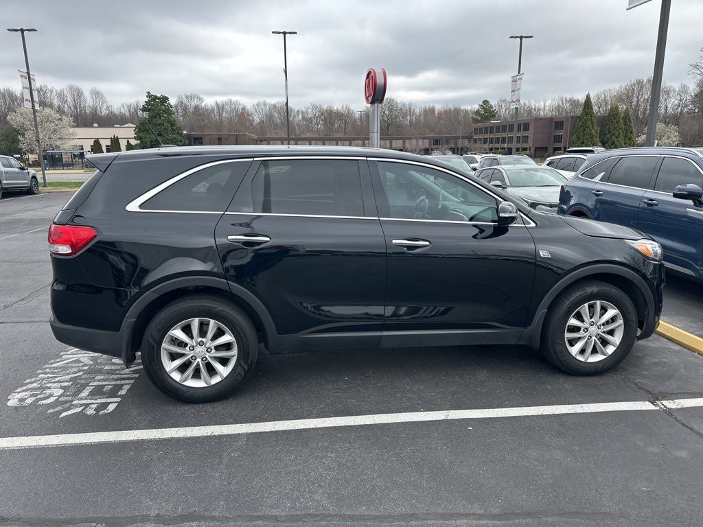 2017 Kia Sorento L
