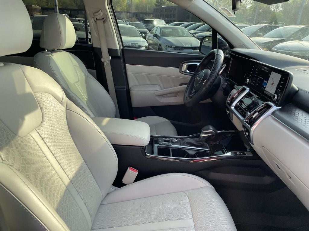 2022 Kia Sorento SX