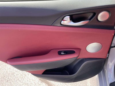 2023 Kia Stinger GT-Line