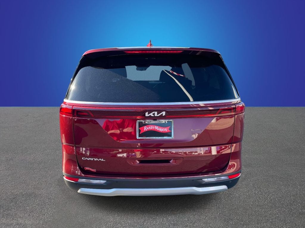 2024 Kia Carnival LX