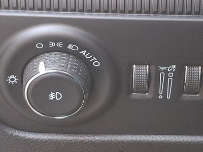 2023 Jeep Wagoneer Base