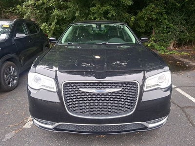 2021 Chrysler 300 Touring