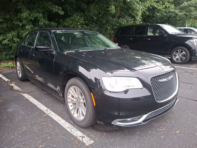 2021 Chrysler 300 Touring