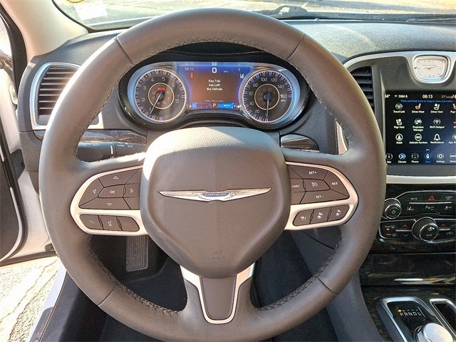 2023 Chrysler 300 Touring