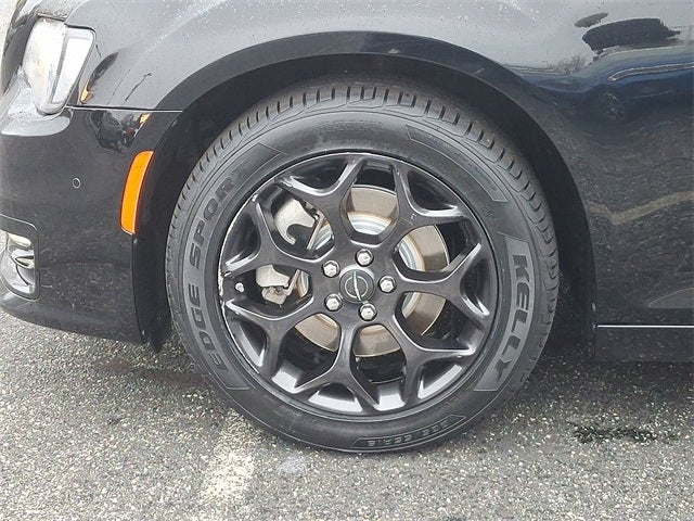 2023 Chrysler 300 Touring