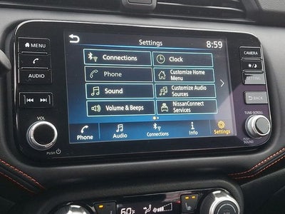 2024 Nissan Versa 1.6 SR