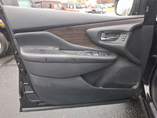 2023 Nissan Murano Platinum