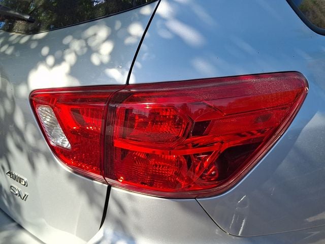 2018 Nissan Pathfinder SV