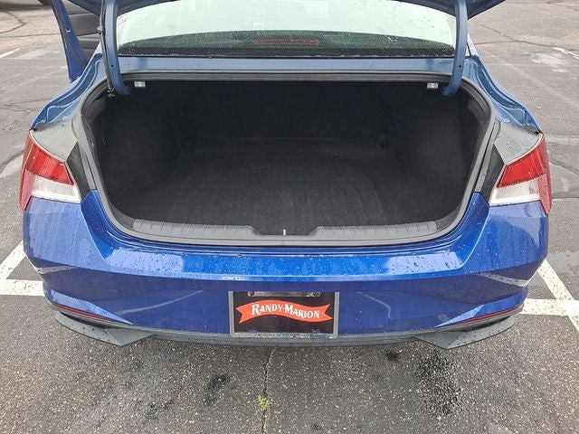 2021 Hyundai Elantra SE
