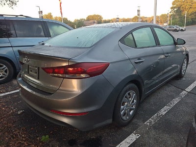 2018 Hyundai Elantra SE