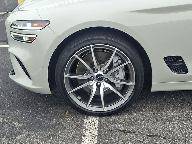 2025 Genesis G70 2.5T