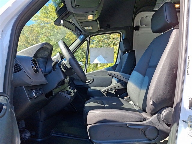 2025 Mercedes-Benz Sprinter 2500 Cargo 170 WB High Roof