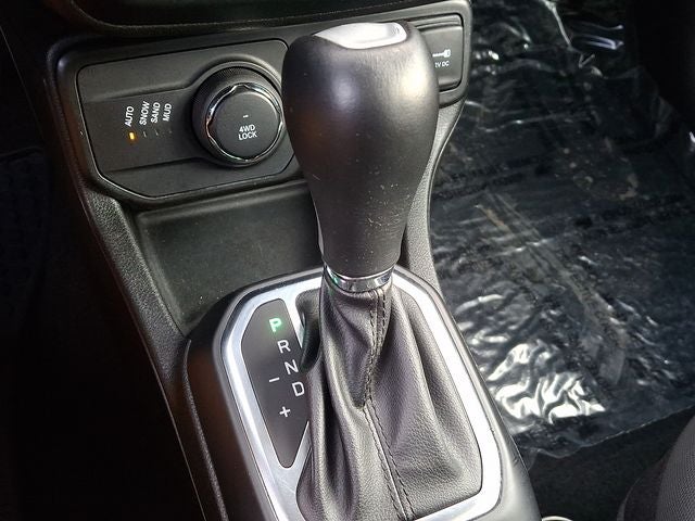 2023 Jeep Renegade Latitude UPLAND