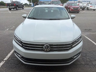 2018 Volkswagen Passat 2.0T SE