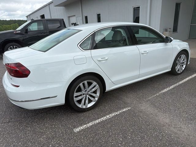 2018 Volkswagen Passat 2.0T SE