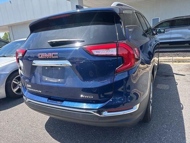 2022 GMC Terrain SLT