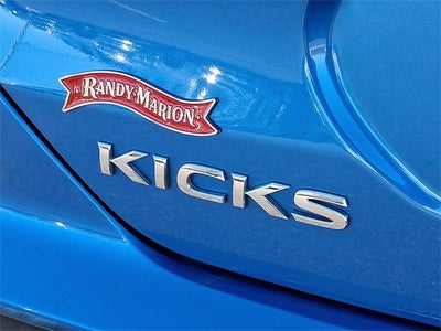 2021 Nissan Kicks SR