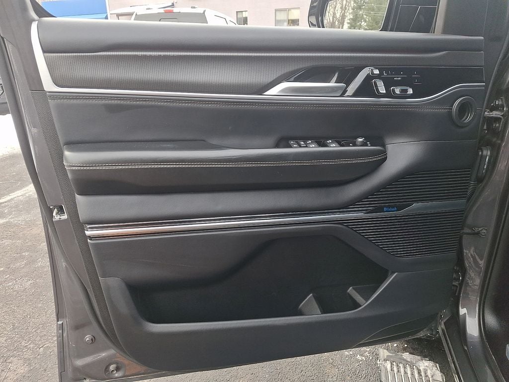2024 Jeep Grand Wagoneer L Series II