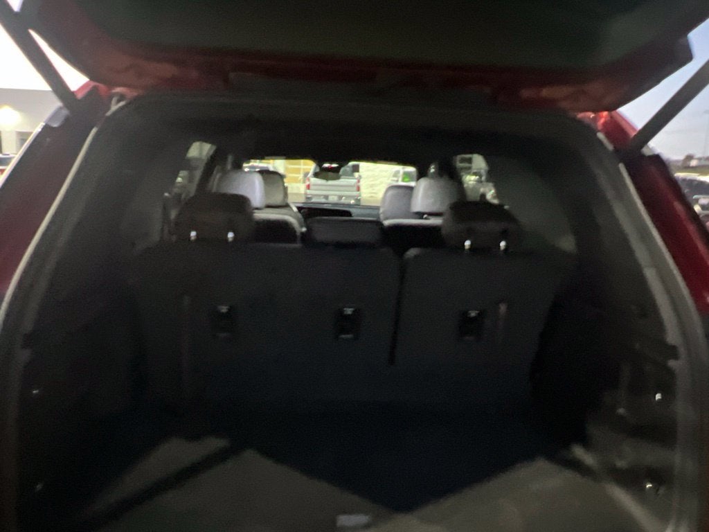 2025 Chevrolet Traverse LT 2LT
