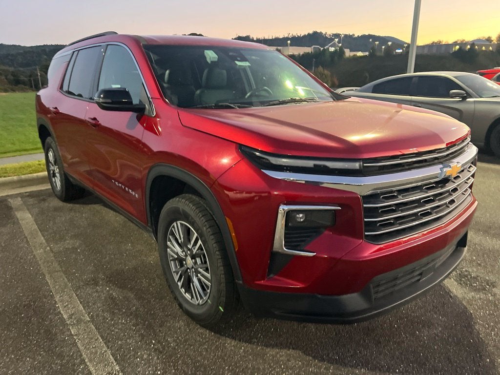 2025 Chevrolet Traverse LT 2LT