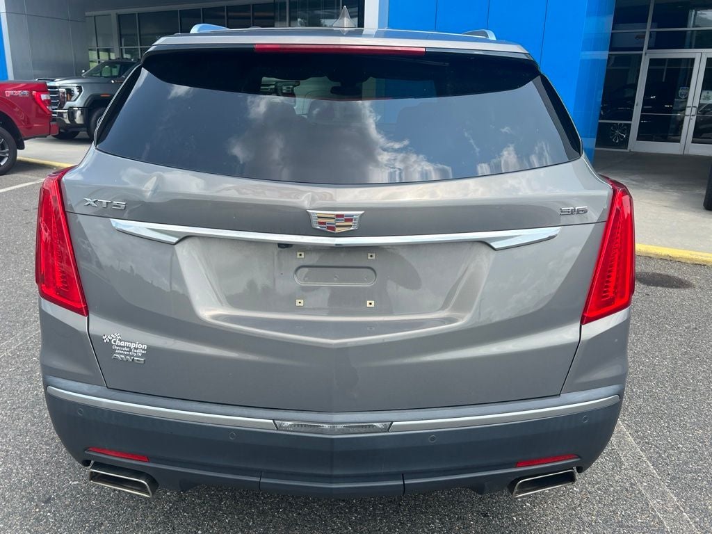 2017 Cadillac XT5 Luxury