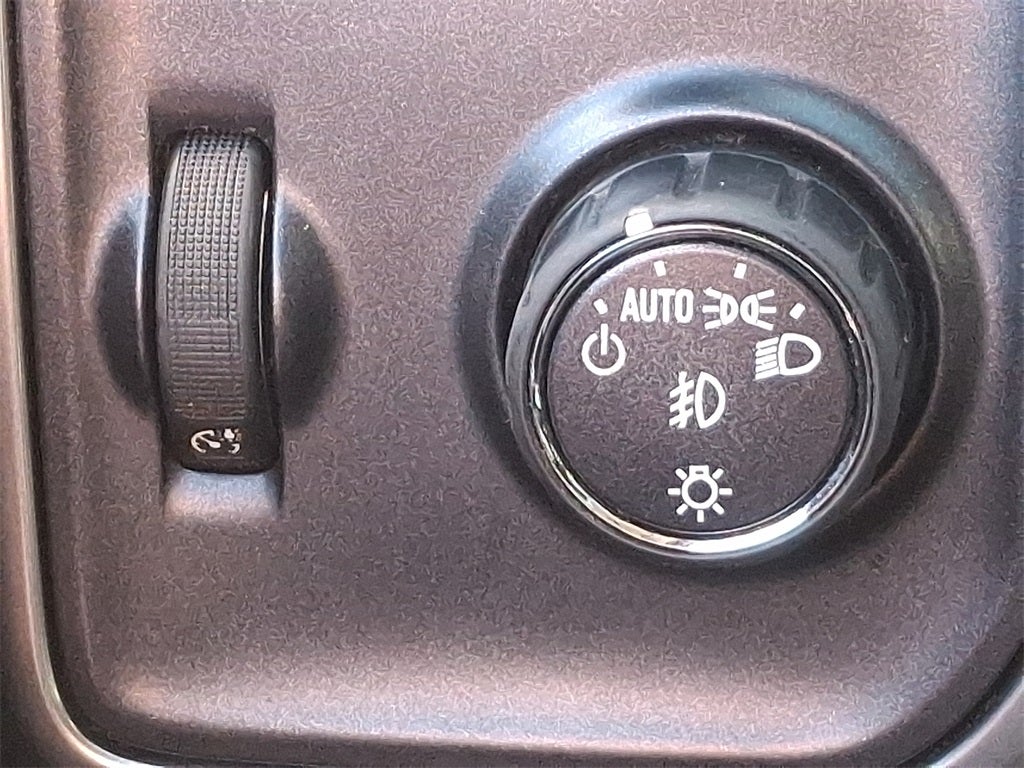 2017 Chevrolet Silverado 1500 LT LT2