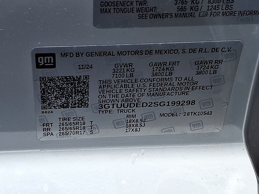 2025 GMC Sierra 1500 SLT