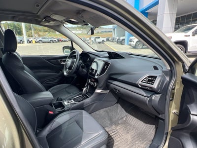 2024 Subaru Forester Touring
