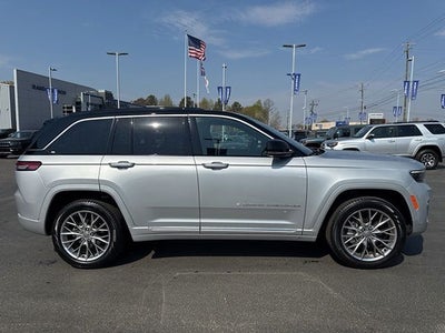 2025 Jeep Grand Cherokee Summit