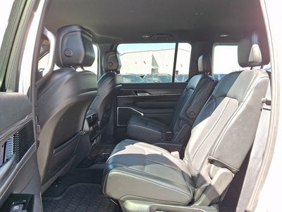 2024 Jeep Wagoneer Series III