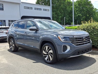 2025 Volkswagen Atlas 2.0T SE w/Technology
