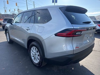 2025 Toyota Grand Highlander Base