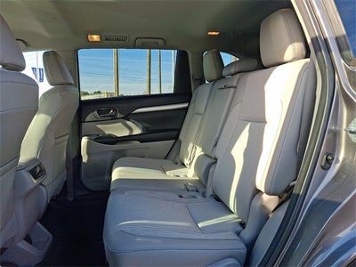 2017 Toyota Highlander LE Plus