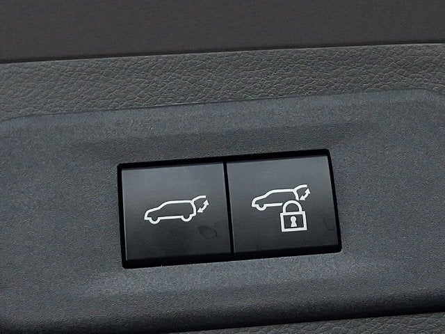 2026 Lexus NX 450h+ Luxury