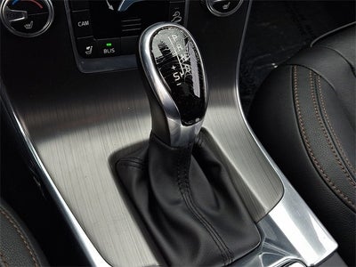 2016 Volvo V60 Cross Country T5