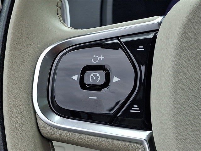 2024 Volvo XC90 Recharge Plug-In Hybrid T8 Core Bright Theme