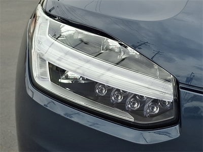 2024 Volvo XC90 Recharge Plug-In Hybrid T8 Core Bright Theme