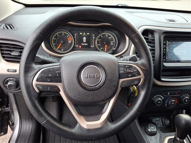 2016 Jeep Cherokee Sport