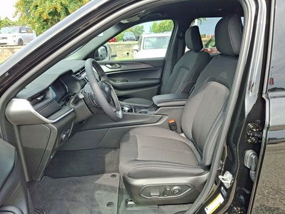 2026 Jeep Grand Cherokee L Laredo