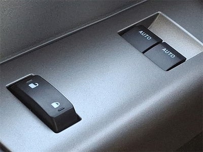 2023 Ford F-650SD Base