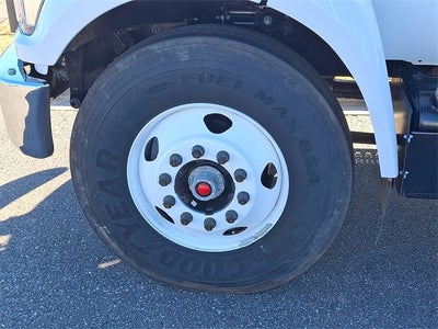 2023 Ford F-650SD Base