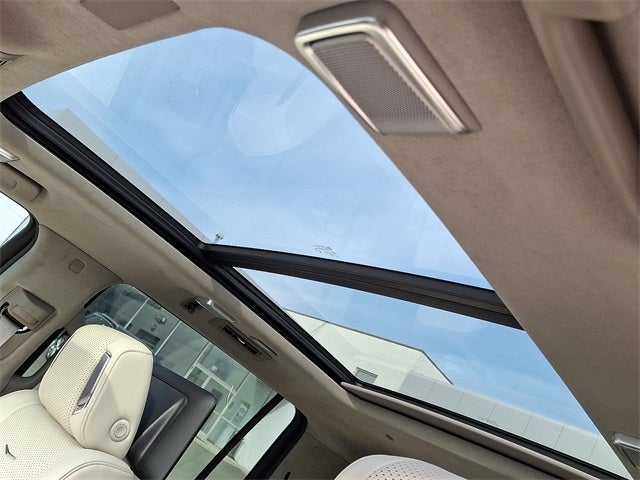 2025 Cadillac Escalade ESV Premium Luxury Platinum