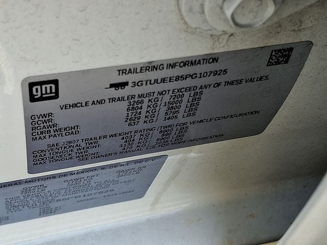 2023 GMC Sierra 1500 AT4