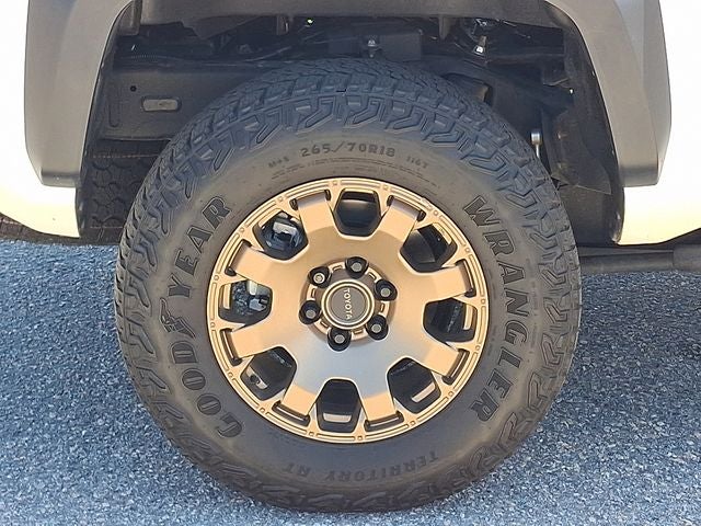 2025 Toyota Tacoma Hybrid Trailhunter