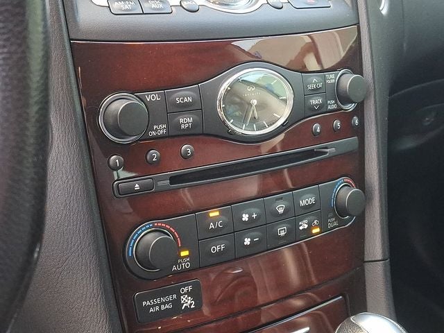 2016 INFINITI QX50 Base